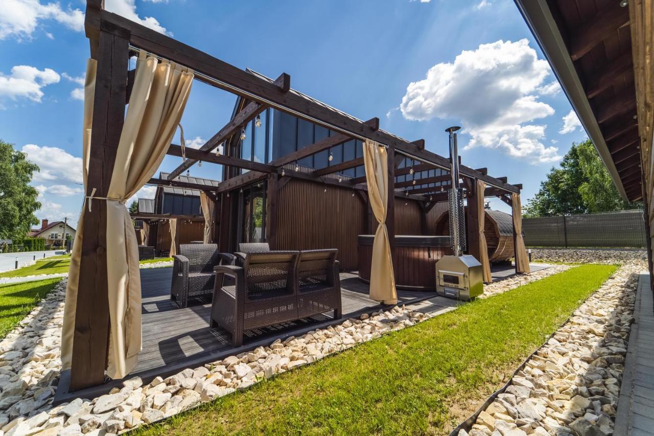 Village Resort Sauna & Jacuzzi & Netflix Tworkowa Exteriér fotografie