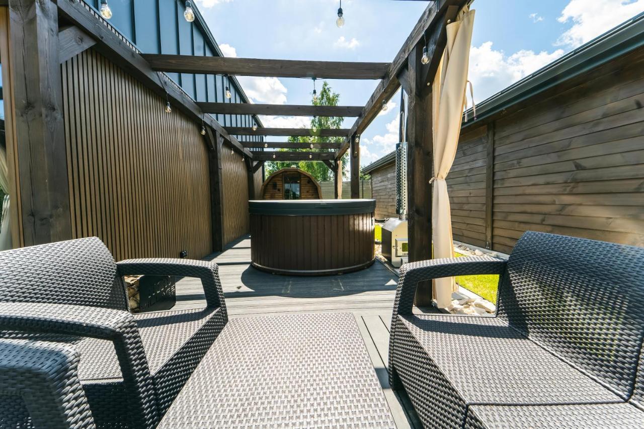 Village Resort Sauna & Jacuzzi & Netflix Tworkowa Exteriér fotografie