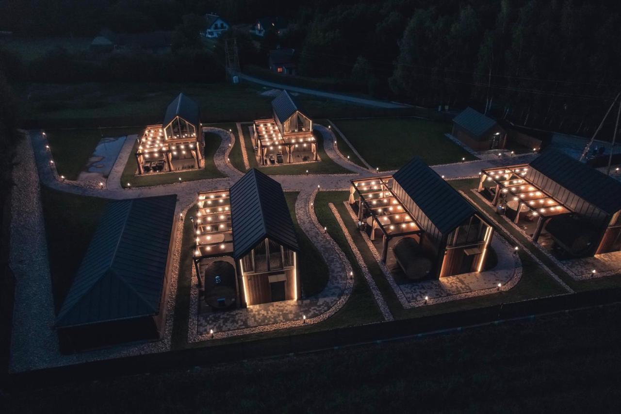 Village Resort Sauna & Jacuzzi & Netflix Tworkowa Exteriér fotografie