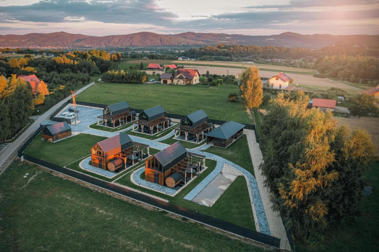 Village Resort Sauna & Jacuzzi & Netflix Tworkowa Exteriér fotografie