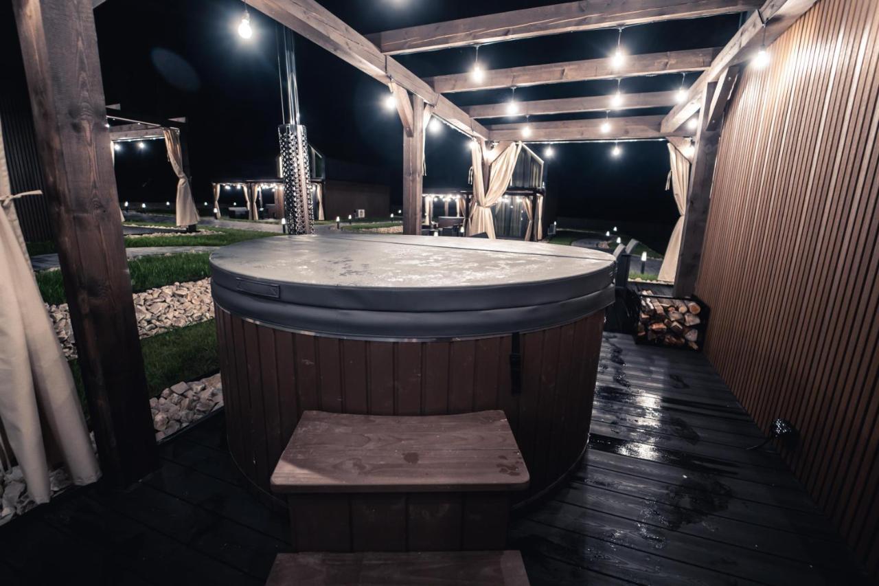 Village Resort Sauna & Jacuzzi & Netflix Tworkowa Exteriér fotografie